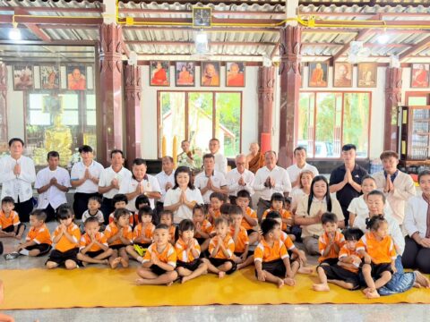 เทศบาลตำบลนาใน ได้จัดกิจกรรม โครงการถวายเทียนพรรษา ประจำปีงบประมาณ พ.ศ. 2569 เนื่องในวันเข้าพรรษา โดยมี นายบริรักษ์ ศรีเทียวไทย นายกเทศมนตรีตำบลนาใน พร้อมด้วยคณะผู้บริหาร สมาชิกสภาเทศบาล ปลัดเทศบาล รองปลัดเทศบาล ข้าราชการ และพนักงานเทศบาลตำบลนาใน เข้าร่วมกิจกรรมถวายเทียนพรรษา ณ วัดต่าง ๆ ภายในตำบลนาใน เพื่อสืบสานและอนุรักษ์ประเพณีอันดีงามทางพระพุทธศาสนา ตลอดจนร่วมทำนุบำรุงพระพุทธศาสนาและส่งเสริมคุณธรรม จริยธรรมให้คงอยู่สืบไป